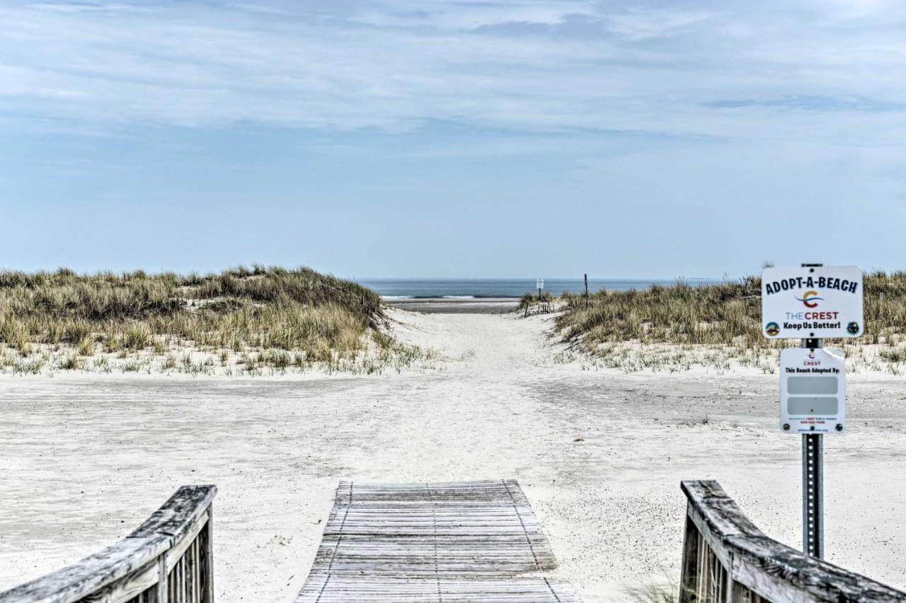 With Pool Access On Beach!