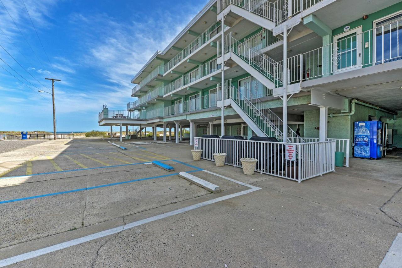 With Pool Access On Beach! Appartement
